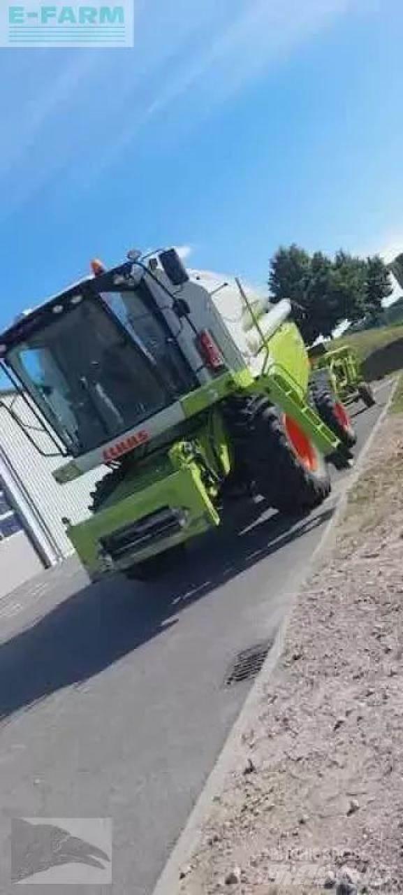 CLAAS tucano 430 Ražas novākšanas kombaini
