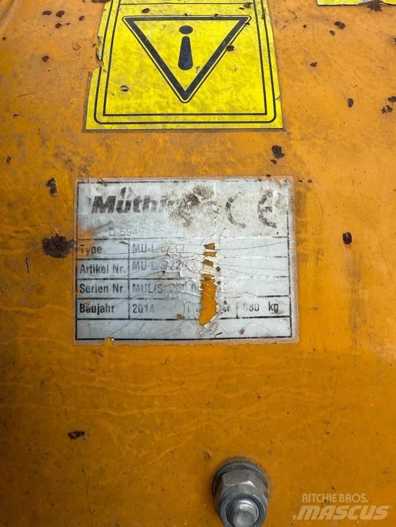 Müthing MU/L 220 Cits lopbarības novācēju, kombainu aprīkojums