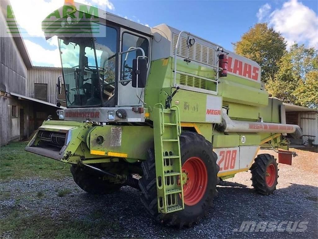 CLAAS mega 208 Ražas novākšanas kombaini