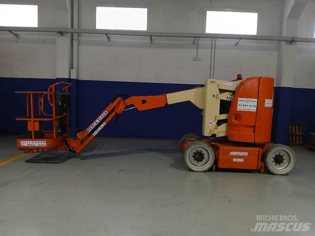 JLG E 300 AJ Strēles pacēlāji