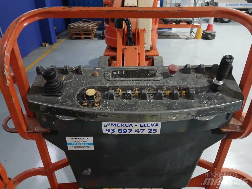 JLG E 300 AJ Strēles pacēlāji