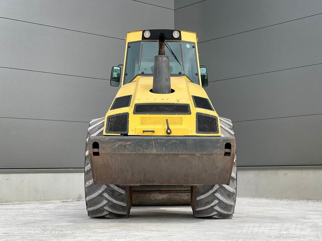 Bomag BW 213 DH-4 Vienvalča grunts veltņi