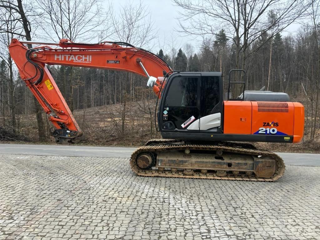 Hitachi ZX 210-6 Kāpurķēžu ekskavatori