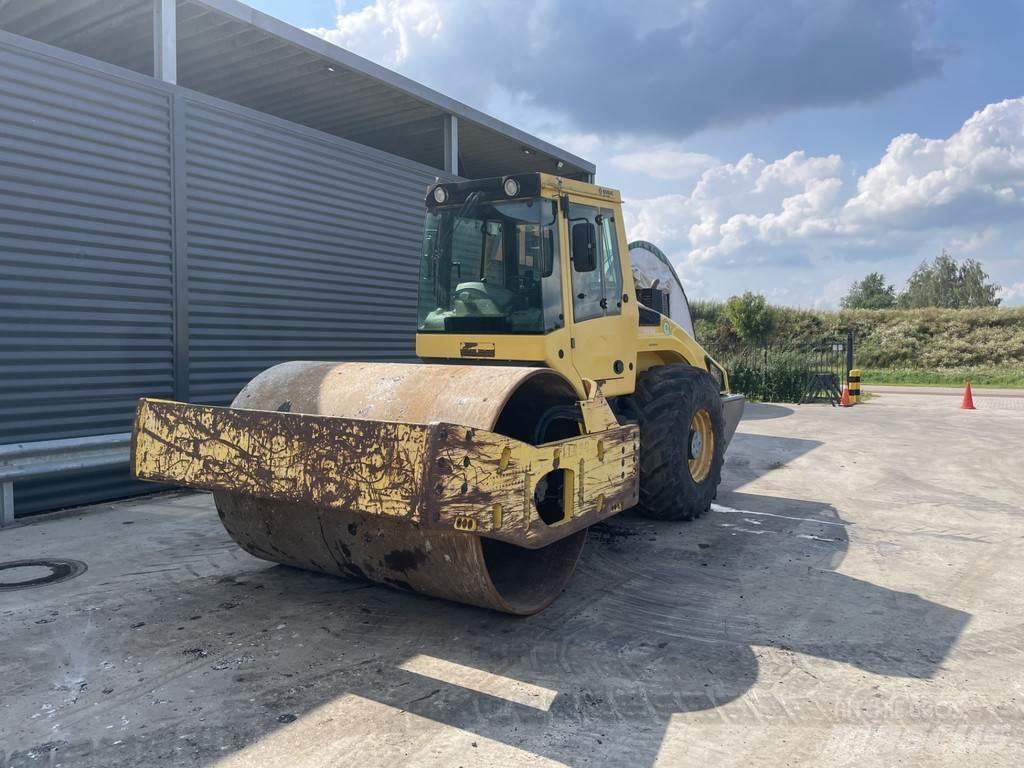 Bomag BW 216 DH-4 Vienvalča grunts veltņi