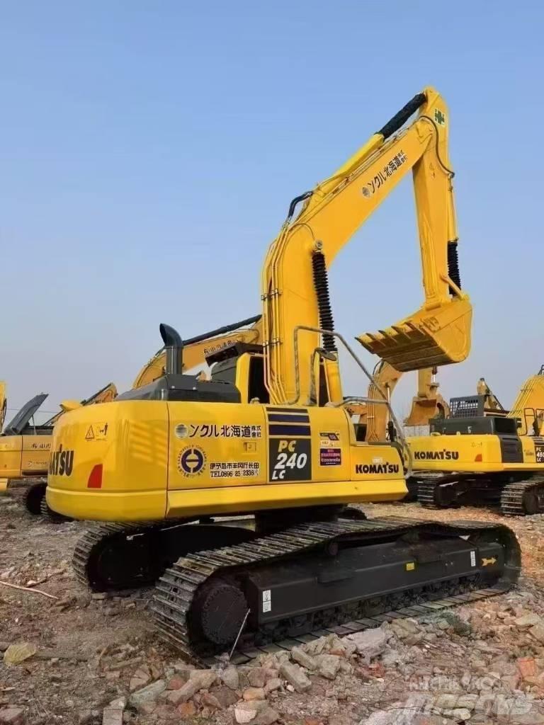 Komatsu PC 240 Kāpurķēžu ekskavatori