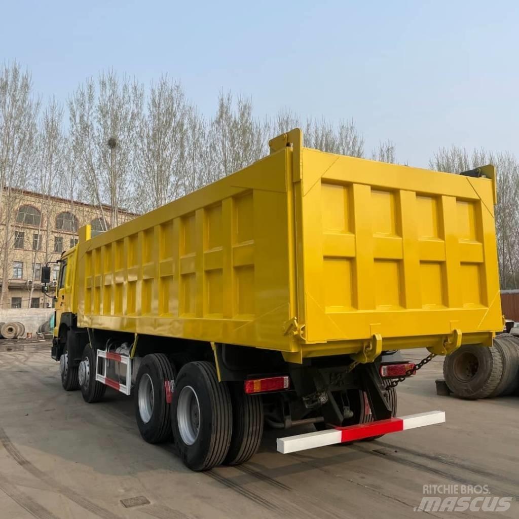 Howo 371 8x4 Pašizgāzējs