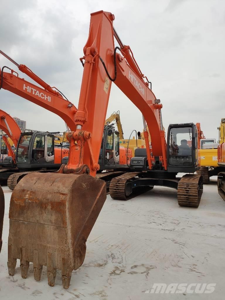 Hitachi ZX 210 H Kāpurķēžu ekskavatori