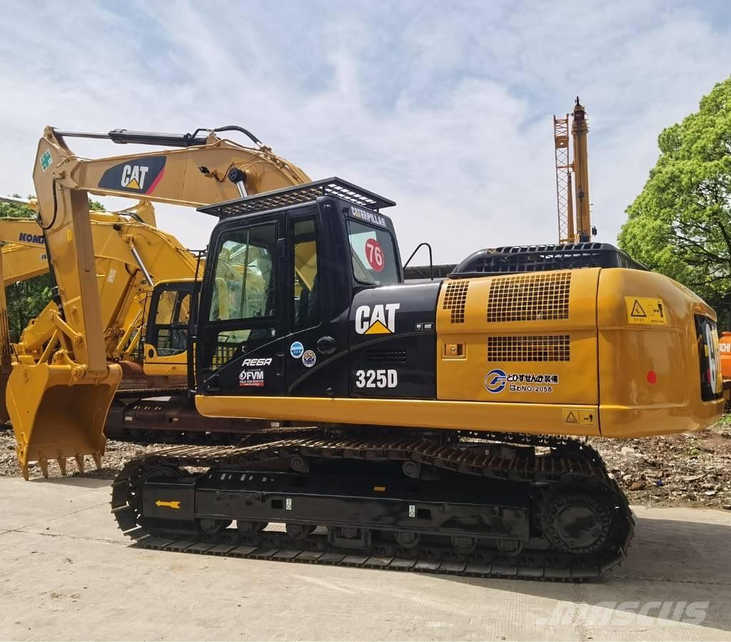 CAT 325 D Kāpurķēžu ekskavatori