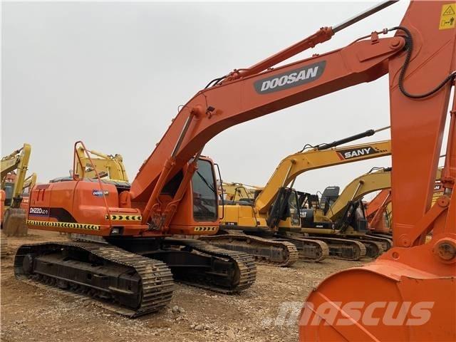 Doosan DH220LC-7 Kāpurķēžu ekskavatori