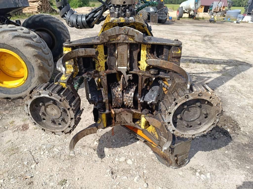 John Deere 1270 D Harvesteri