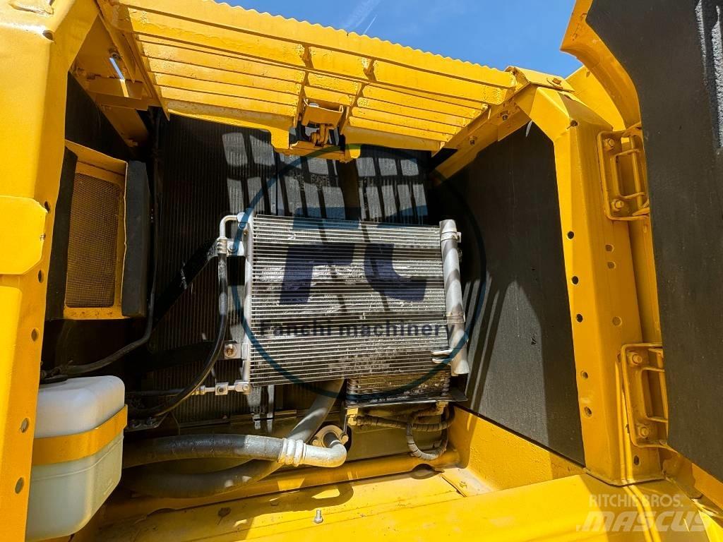 Komatsu PC 220 Kāpurķēžu ekskavatori