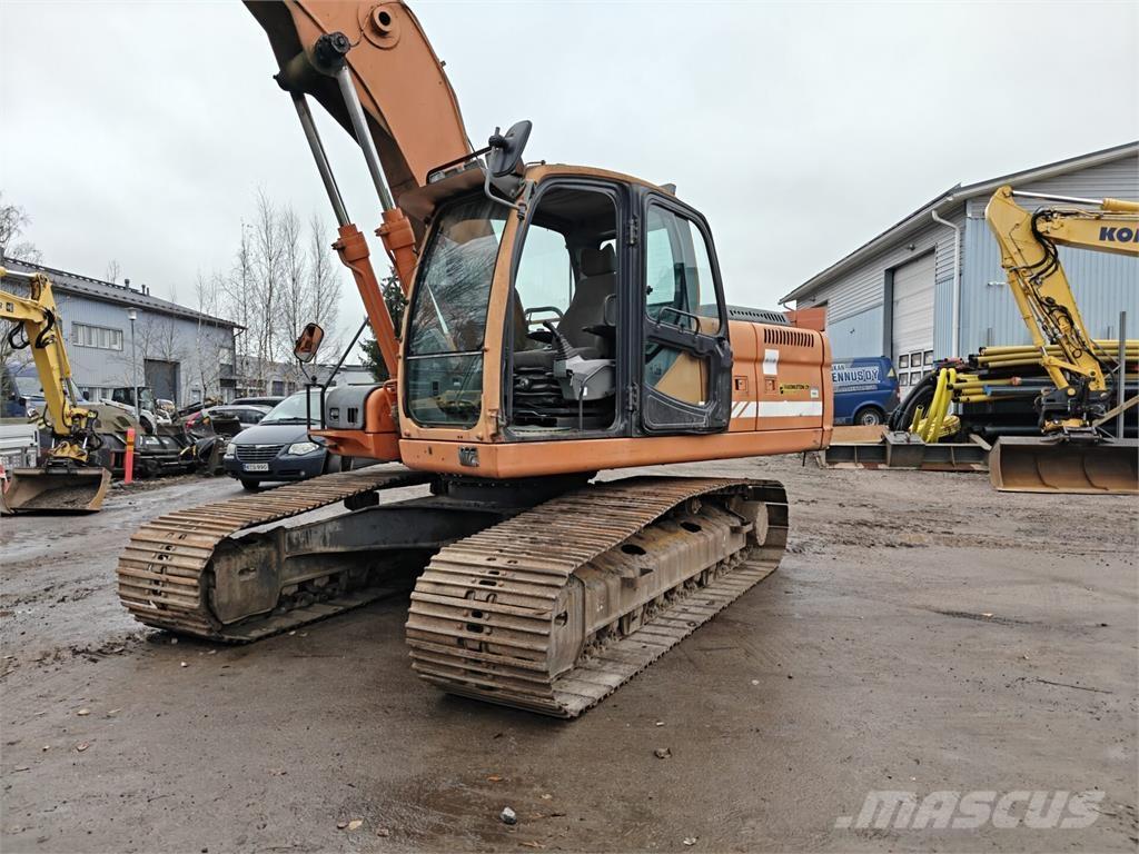 Doosan DX 225 LC Ekskavatori tālās sniedzamības darbiem