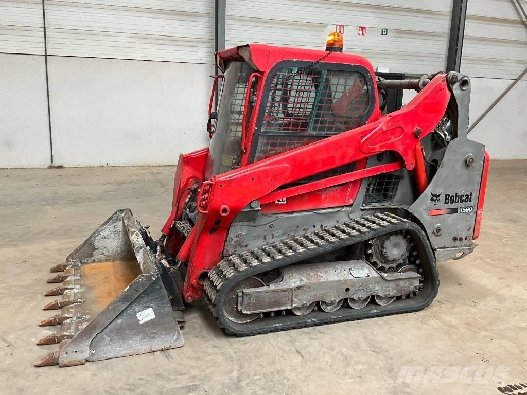 Bobcat T 590 Lietoti riteņu kompaktiekrāvēji