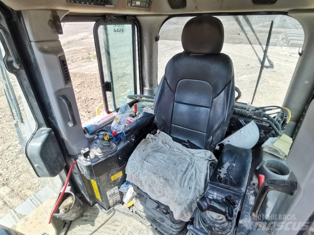Komatsu D 65 PX-17 Kāpurķēžu buldozeri