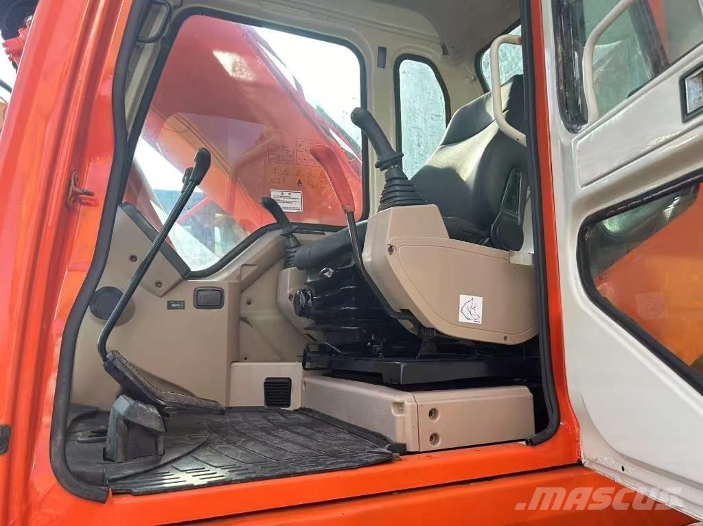 Doosan DH 225 LC-7 Kāpurķēžu ekskavatori