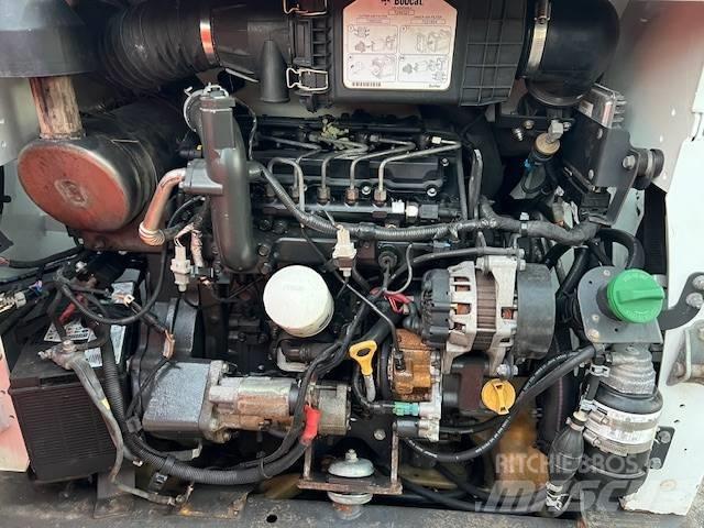 Bobcat T 550 Lietoti riteņu kompaktiekrāvēji