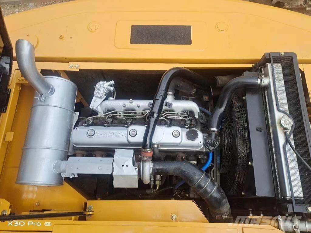 Sany SY215-9 Kāpurķēžu ekskavatori