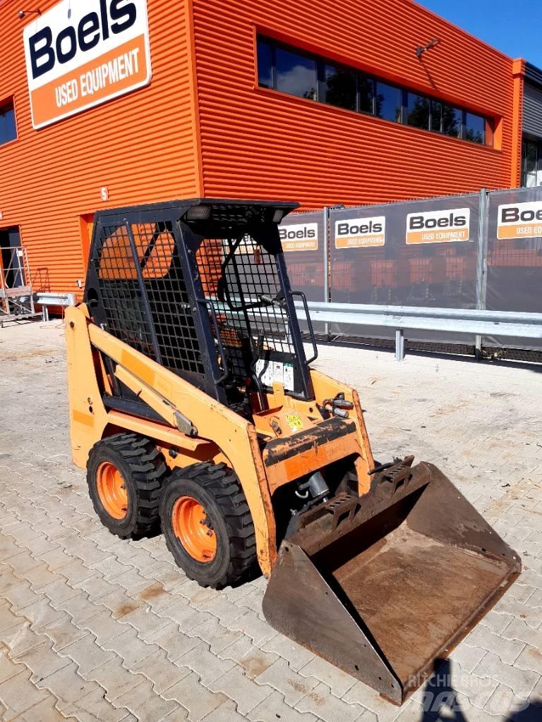 Bobcat S 70 Lietoti riteņu kompaktiekrāvēji