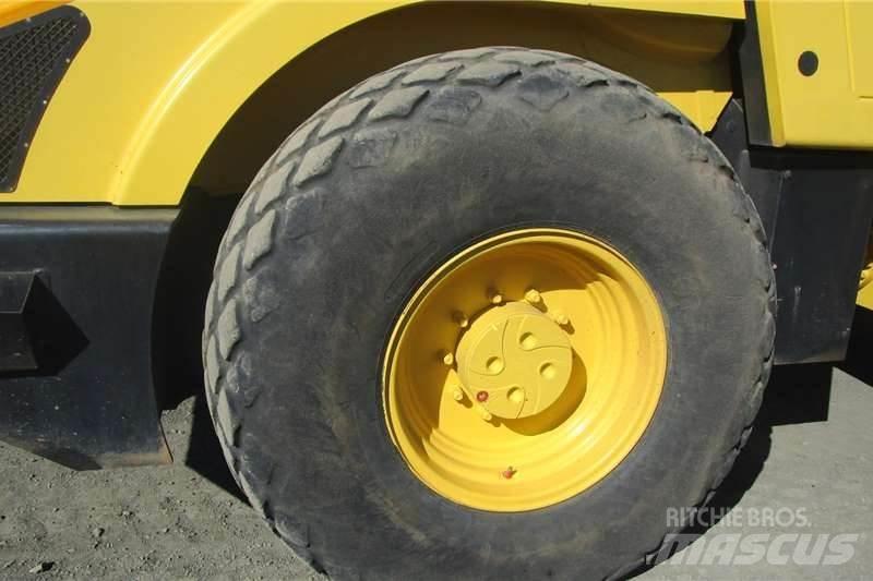 Bomag B213DH-4 Kombinētie veltņi