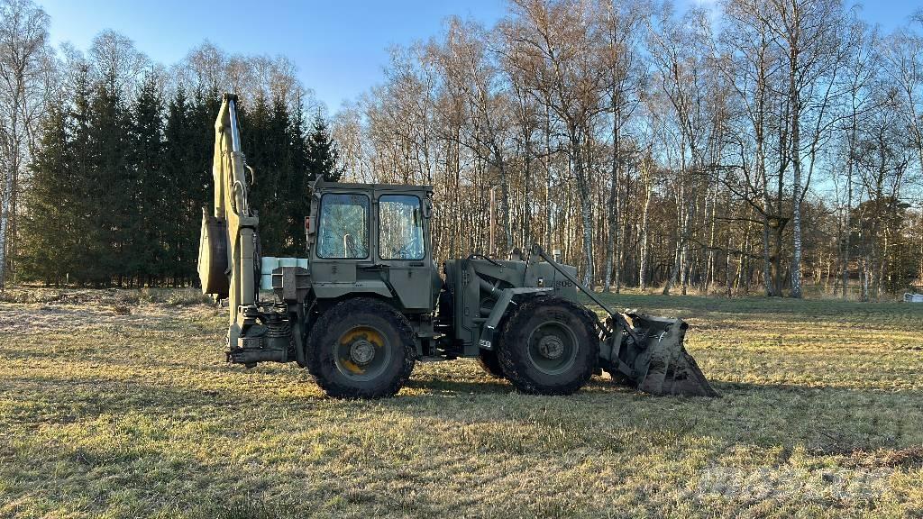 Hydrema 806 Ekskavatori-iekrāvēji