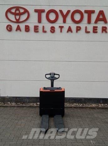 Toyota LWE 200 Krautnētāji