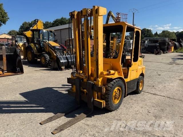 Hyster H 70 C Tehnika ar dīzeļa dzinēju