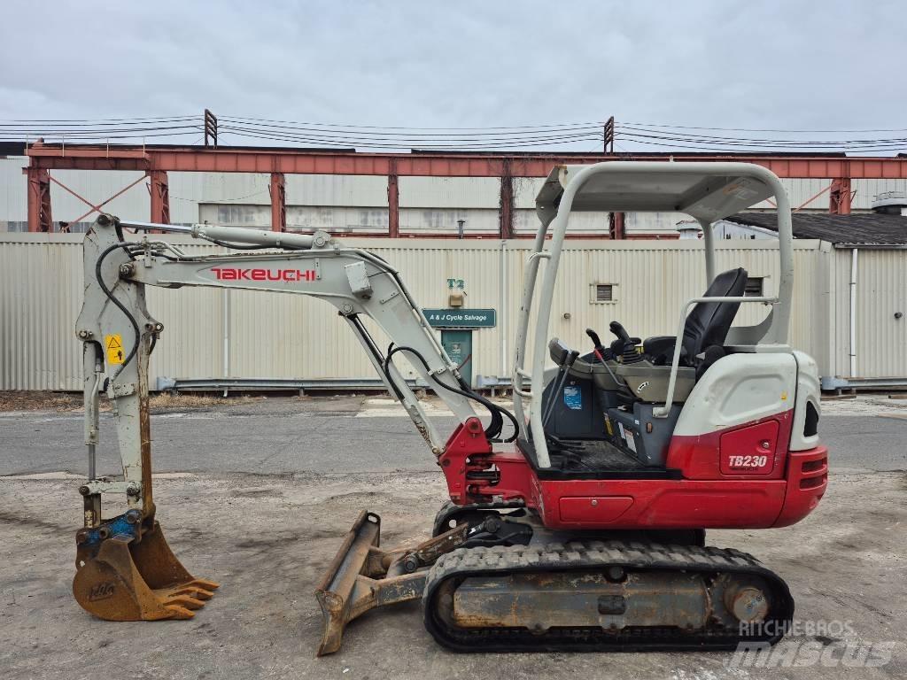 Takeuchi TB 230 Mini ekskavatori < 7 t