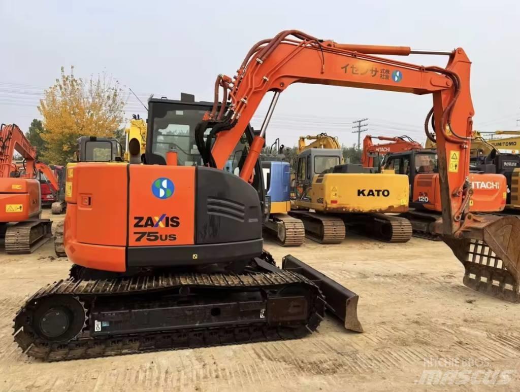 Hitachi ZX 75 US Vidēja lieluma ekskavatori 7 t - 12 t