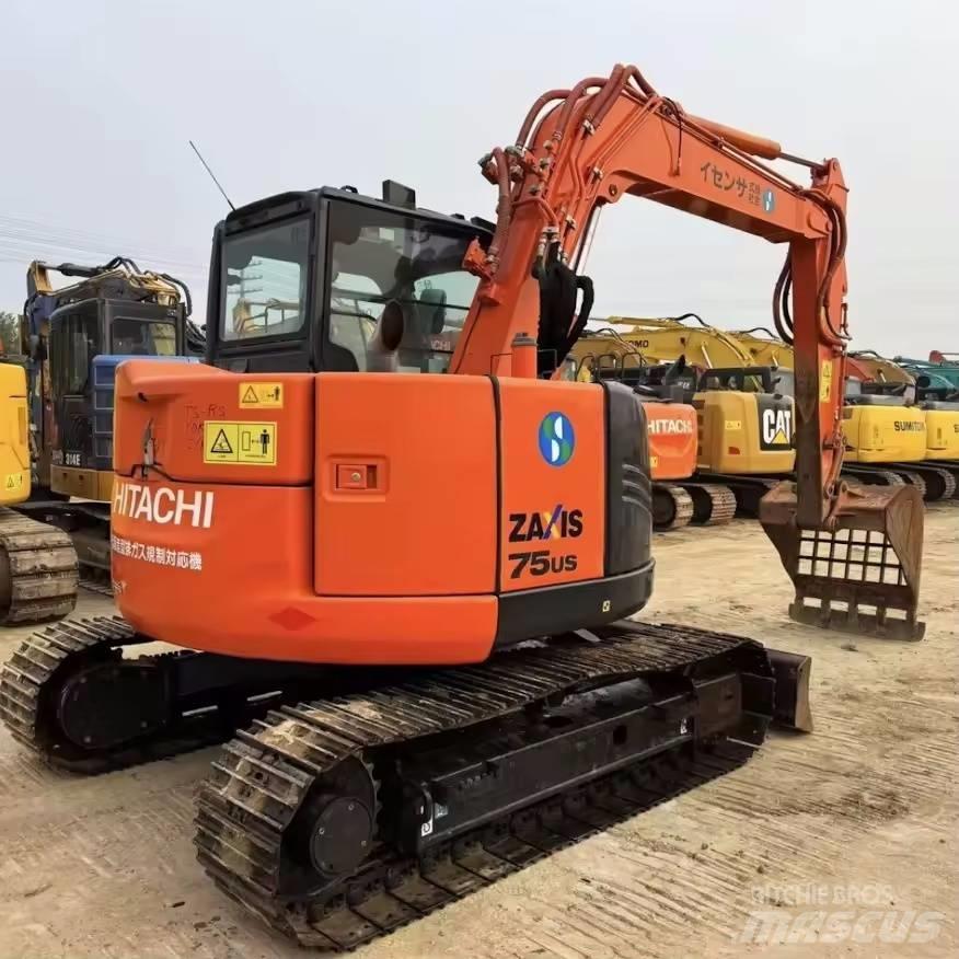 Hitachi ZX 75 US Vidēja lieluma ekskavatori 7 t - 12 t