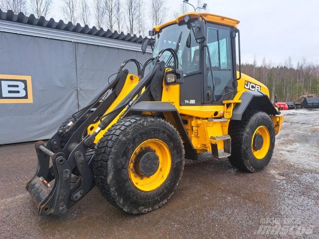 JCB 417 HT Iekrāvēji uz riteņiem