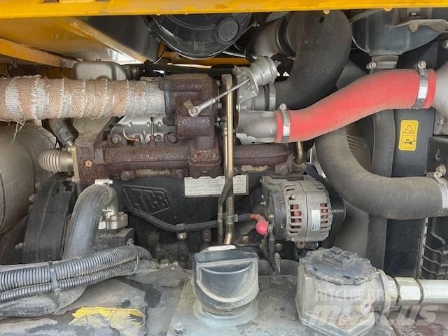 JCB 6 TST Mini pašizgāzēji