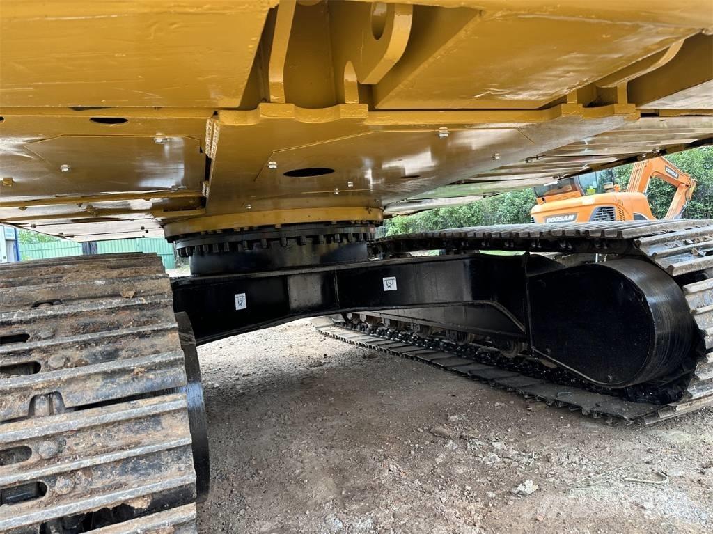 CAT 320D Kāpurķēžu ekskavatori