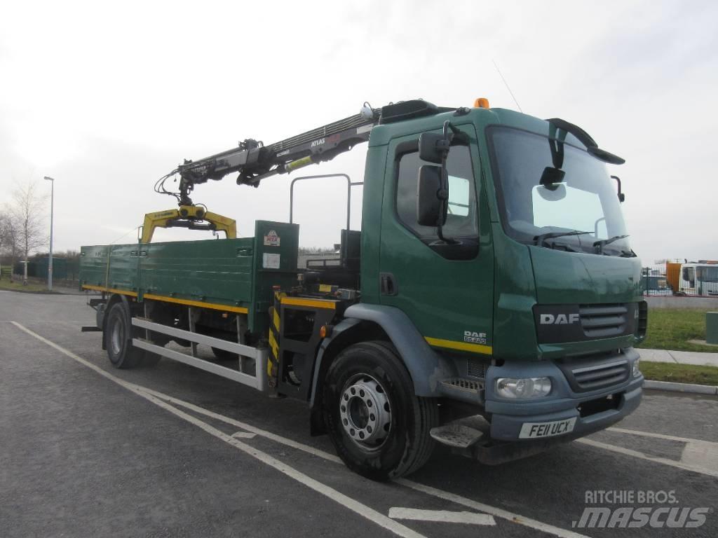 DAF 45.220 Smagās mašīnas ar celtni