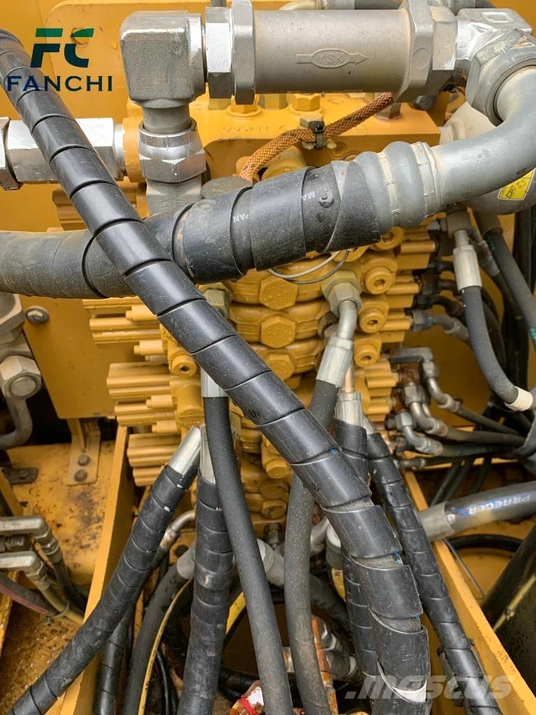 CAT 307E2 Kāpurķēžu ekskavatori