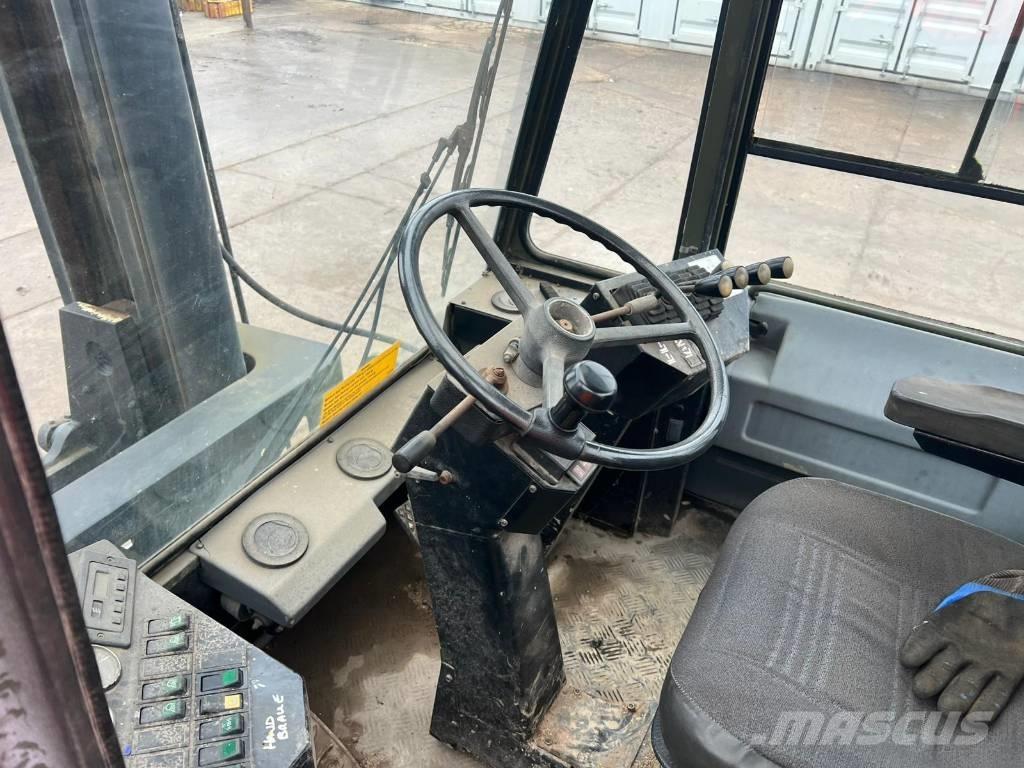 Sisu TD 1712 HS Tehnika ar dīzeļa dzinēju