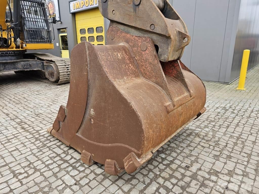 LiuGong CLG950E Kāpurķēžu ekskavatori
