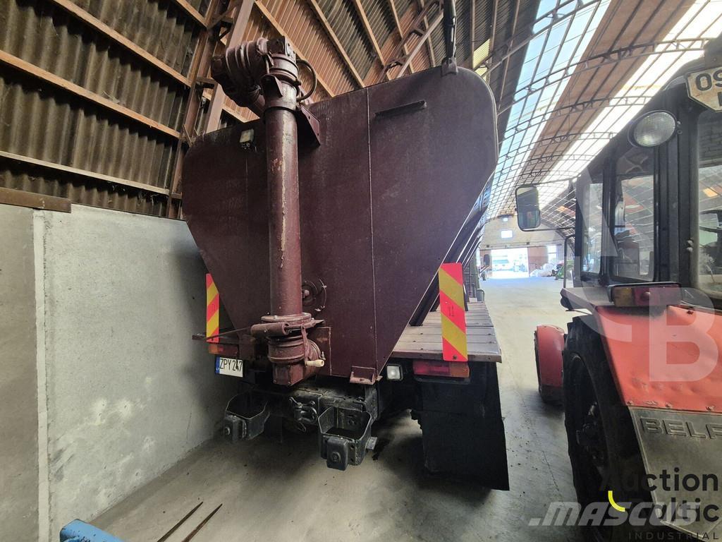 Kamaz 5320 Pašizgāzējs