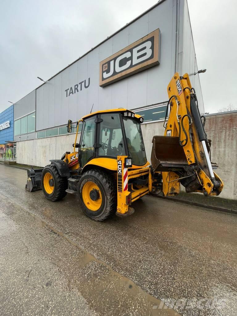 JCB 4 CX Ekskavatori-iekrāvēji