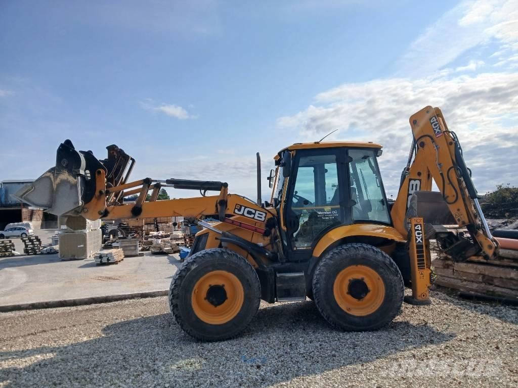 JCB 4 CX Ekskavatori-iekrāvēji