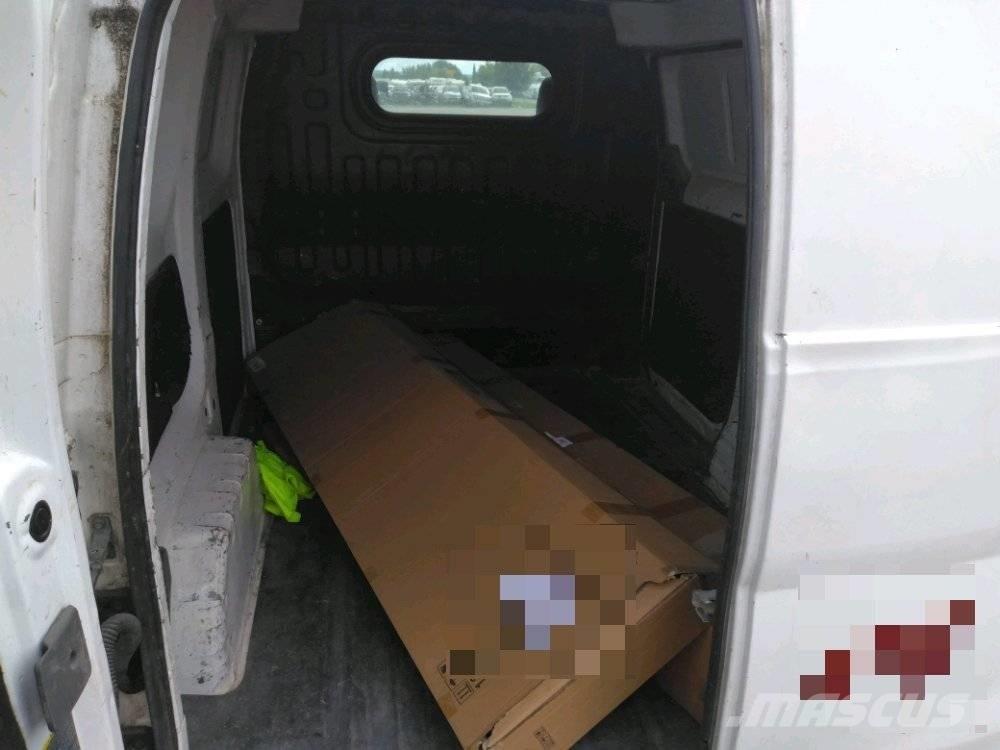 Nissan NV 200 Preču pārvadāšanas furgoni