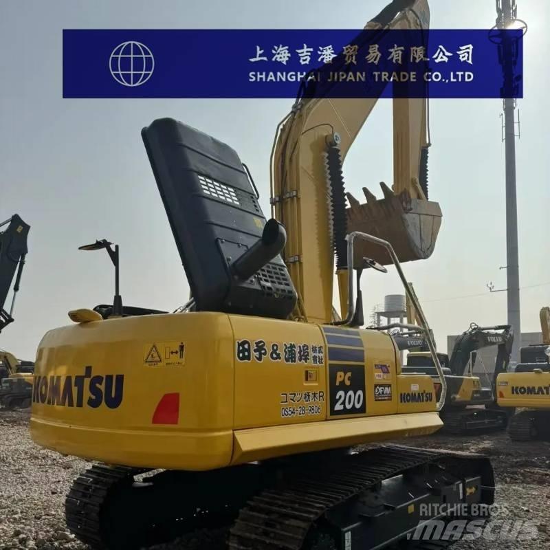 Komatsu PC 200 Kāpurķēžu ekskavatori