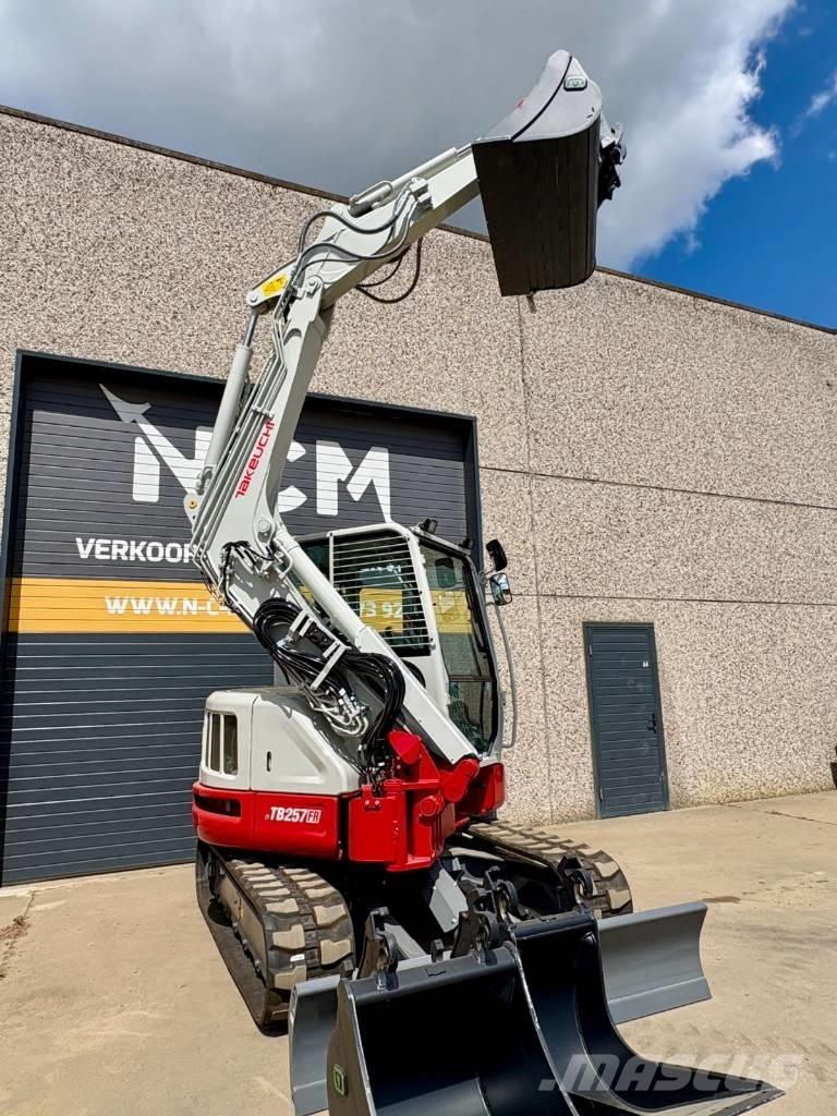 Takeuchi TB 257 FR Mini ekskavatori < 7 t