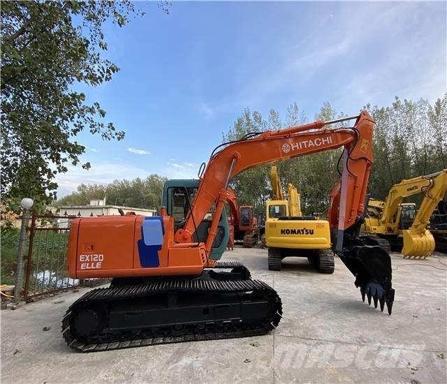 Hitachi EX120 Kāpurķēžu ekskavatori