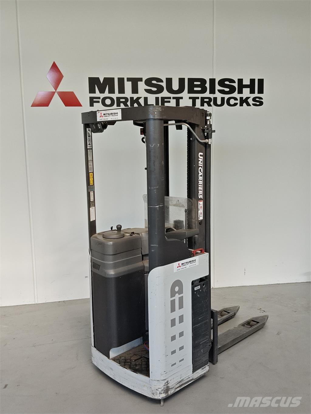 Atlet AJN160 Pašgājēji krautnētāji