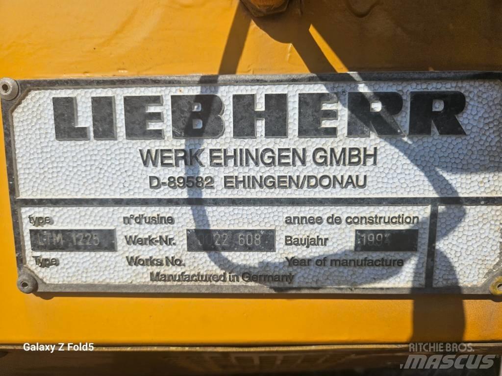 Liebherr LTM1225 Visurgājēji celtņi