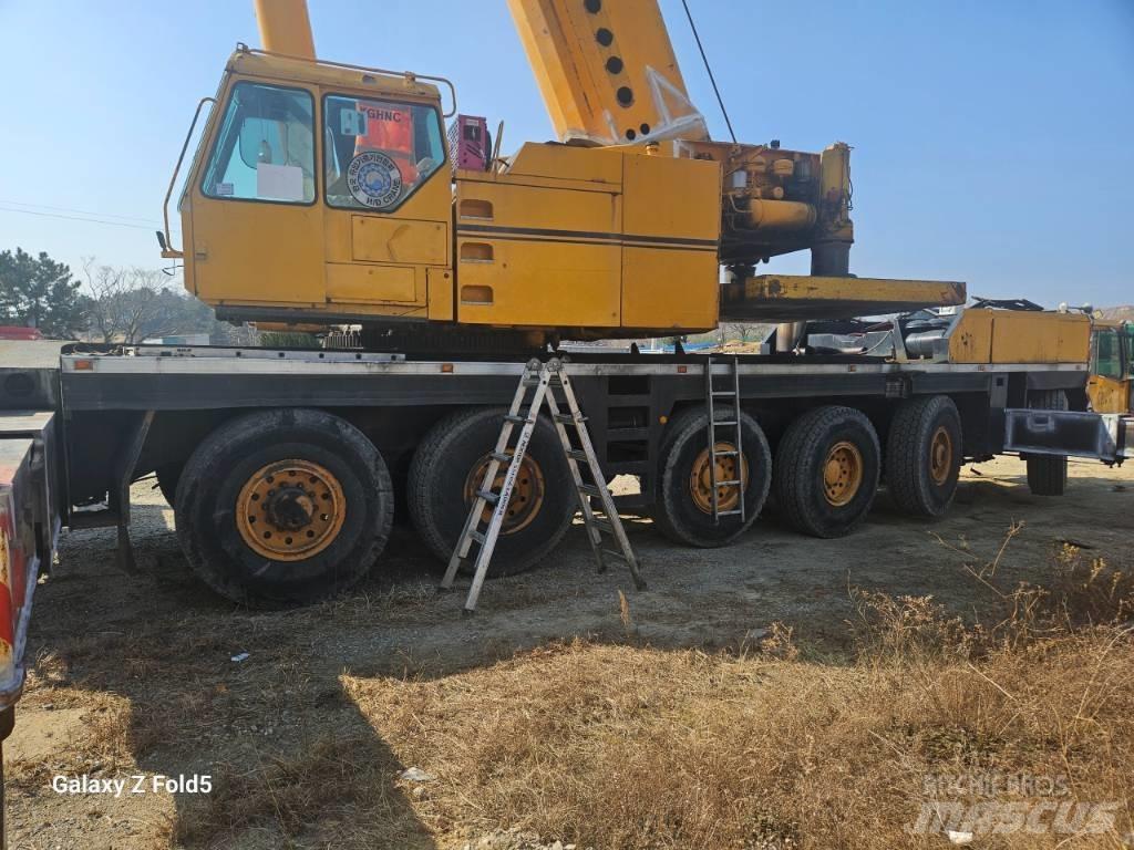 Liebherr LTM1225 Visurgājēji celtņi