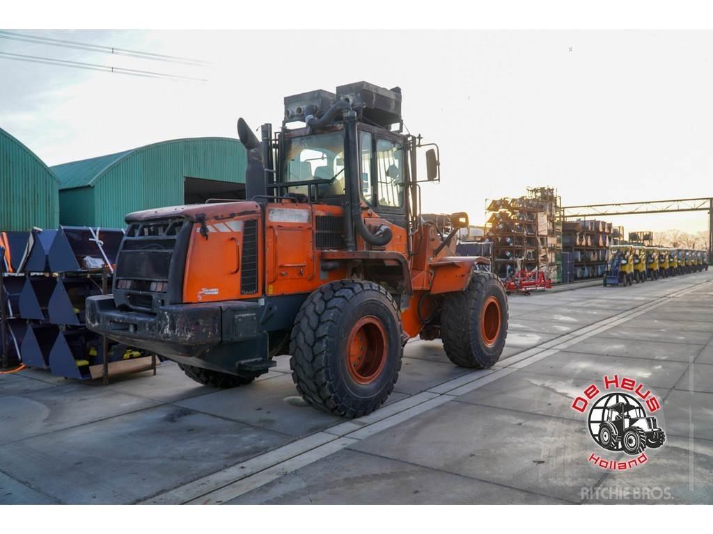 Doosan DL250 Iekrāvēji uz riteņiem