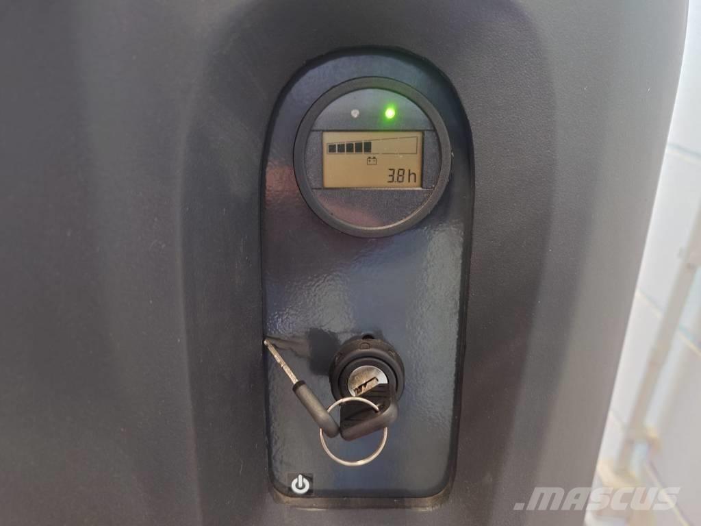 Linde T16P/1151-02 Hidrauliskās stalažas ar platformu