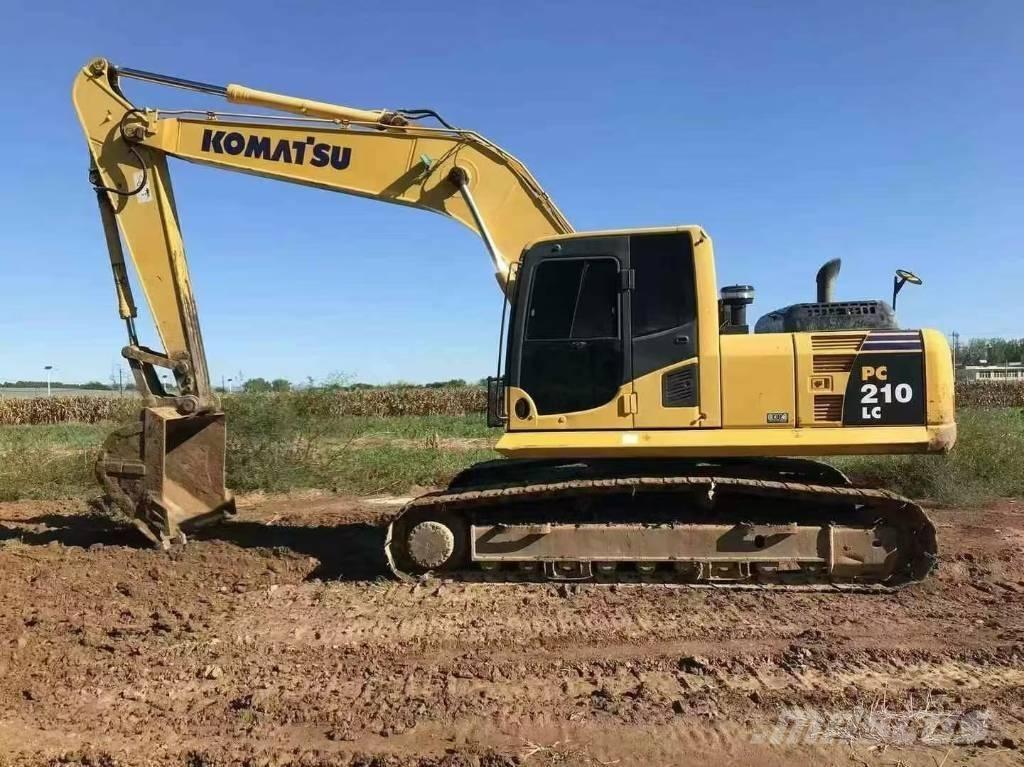 Komatsu PC 210 Kāpurķēžu ekskavatori