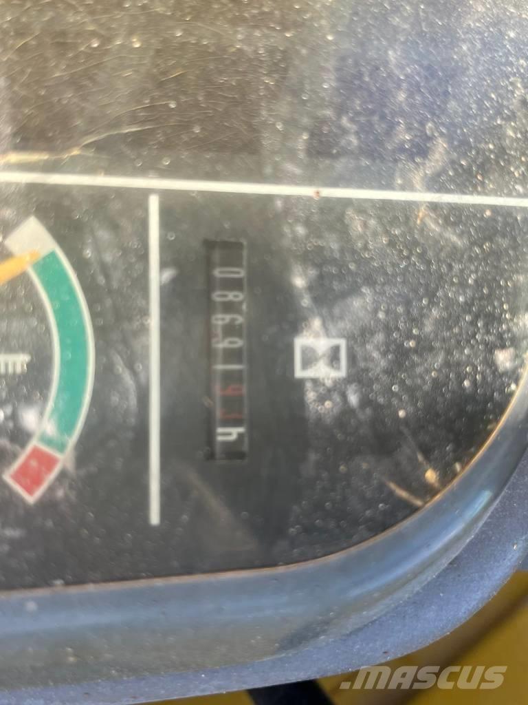 Komatsu PC 27 Mini ekskavatori < 7 t